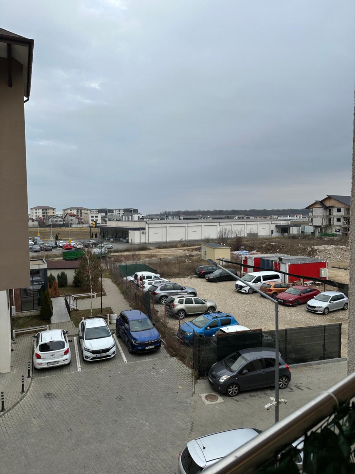 Toscana Apartments Otopeni Luaran gambar