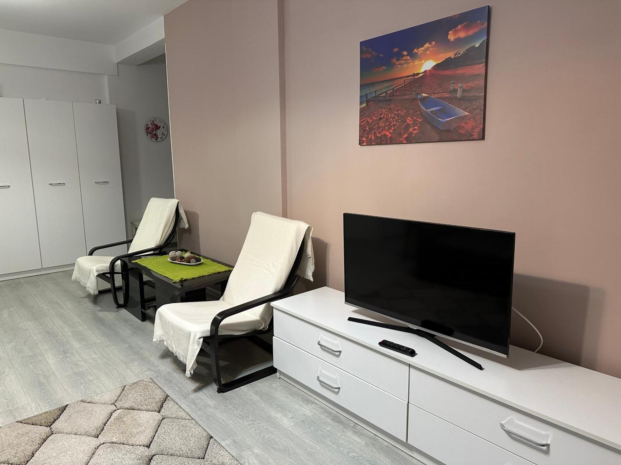 Toscana Apartments Otopeni Luaran gambar